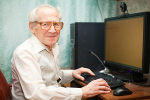 tecnologia y personas mayores dependientes